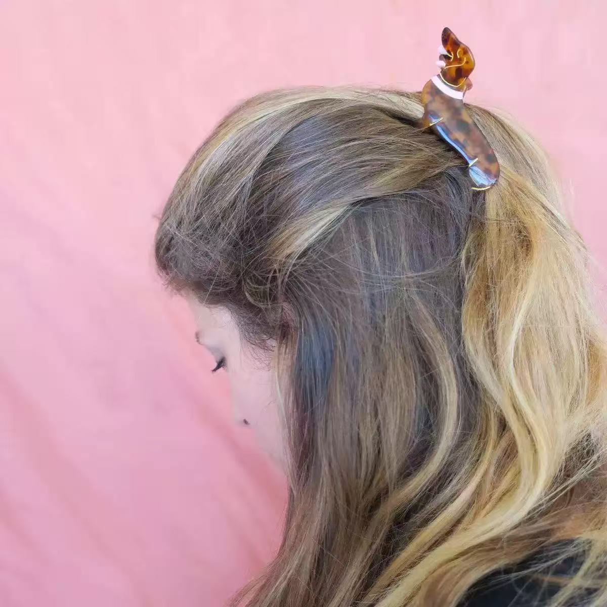 PAWSOME PETS NEW YORK Hand-painted Dog Claw Hair Clip | Eco-Friendly